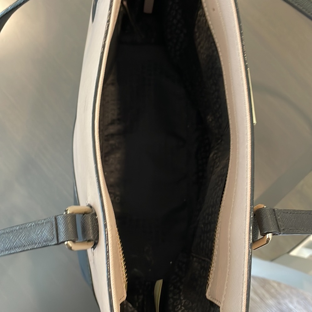 Kate Spade Bag - Picture 2 of 4